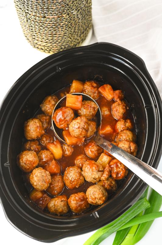 feature image of slow cooker hawaiian meatballs