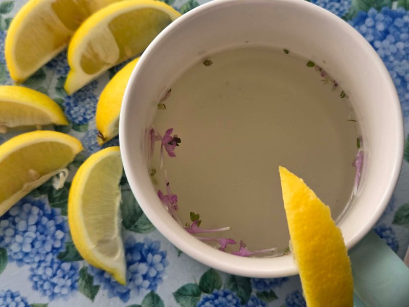 lemons with henbit tea