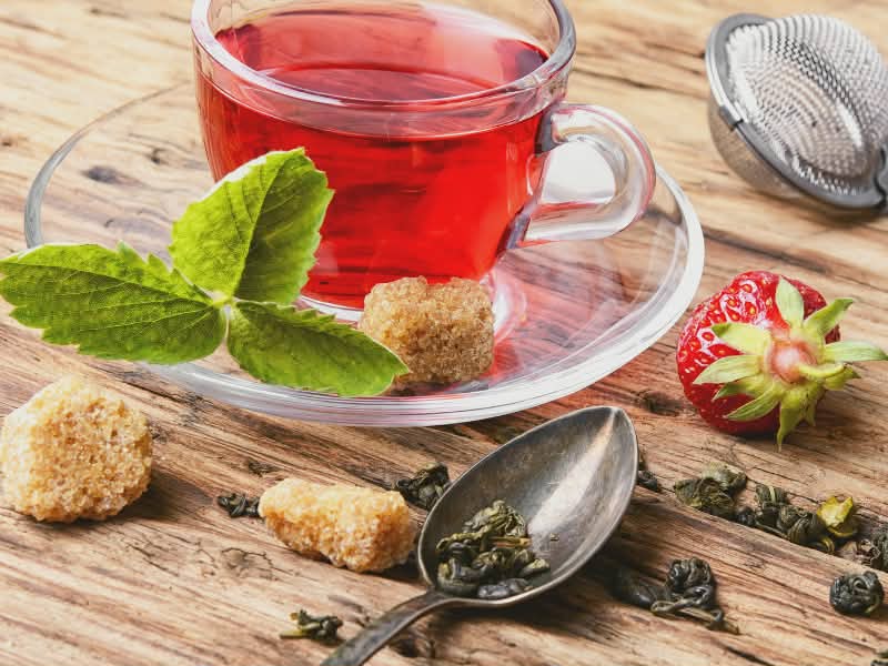 strawberry leaf benefits in tea
