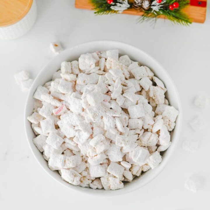 peppermint muddy buddies