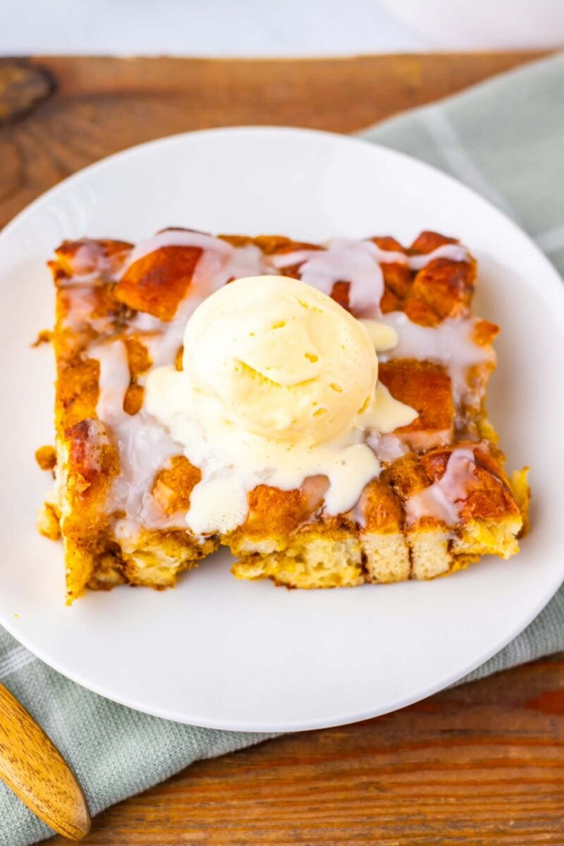 Pumpkin Cinnamon Roll Casserole Feature Image