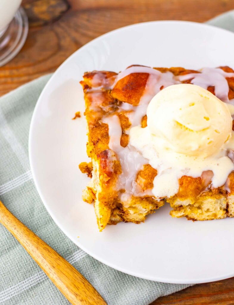 Pumpkin Cinnamon Roll Casserole