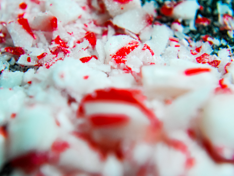 crushed candy canes for peppermint muddy buddies