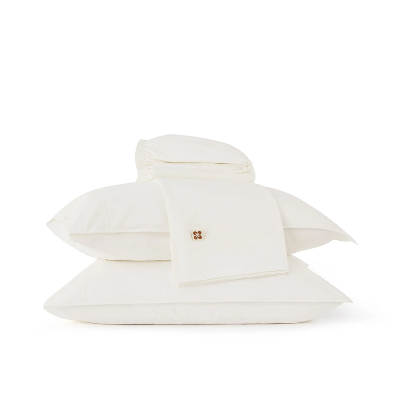 Folded white Bedsure organic cotton sheets and pillowcases